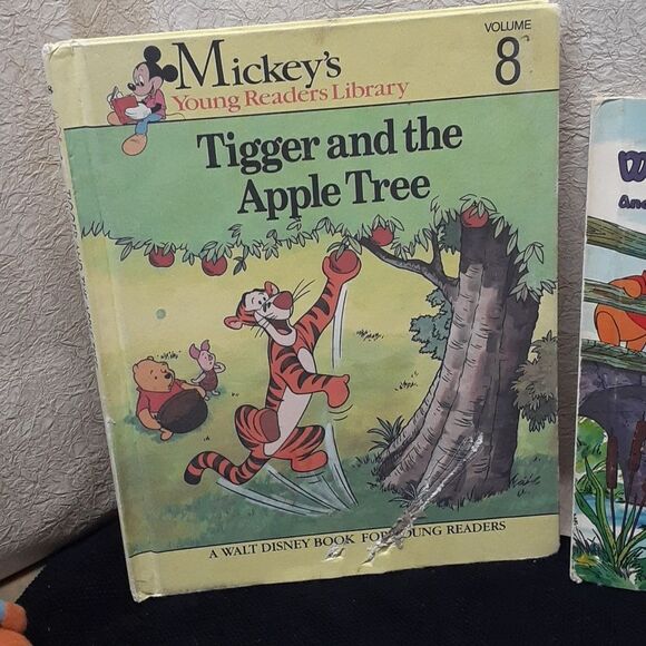 Winnie the Pooh and Disney bundle - Picture 5 of 10